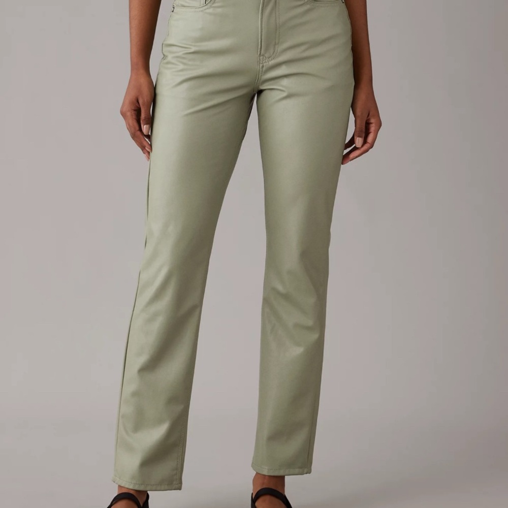 Chic Olive Green Pants